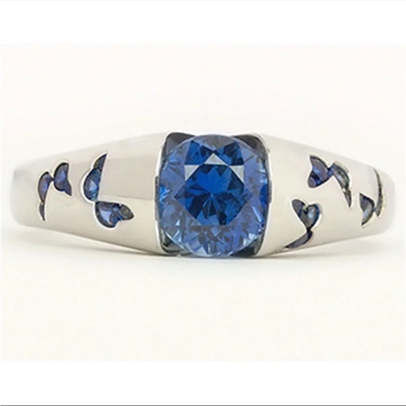 New Women’s 925 Silver Cute Butterflies Sapphire Ring - Picture 3 of 4